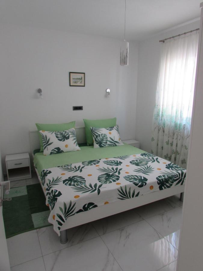 Ondina Apartments Pula Exterior foto